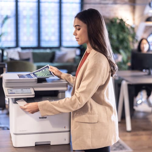 Brother MFC-L8970CDW stampante multifunzione Laser A4 2400 x 600 DPI 31 ppm Wi-Fi
