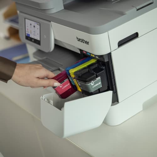 Brother LC528XLM cartuccia d'inchiostro 1 pz Originale Rendimento ultra elevato Magenta